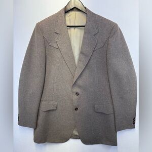 Vintage men’s Western tan Blazer jacket measures size 42R Cowboy contrast stitch